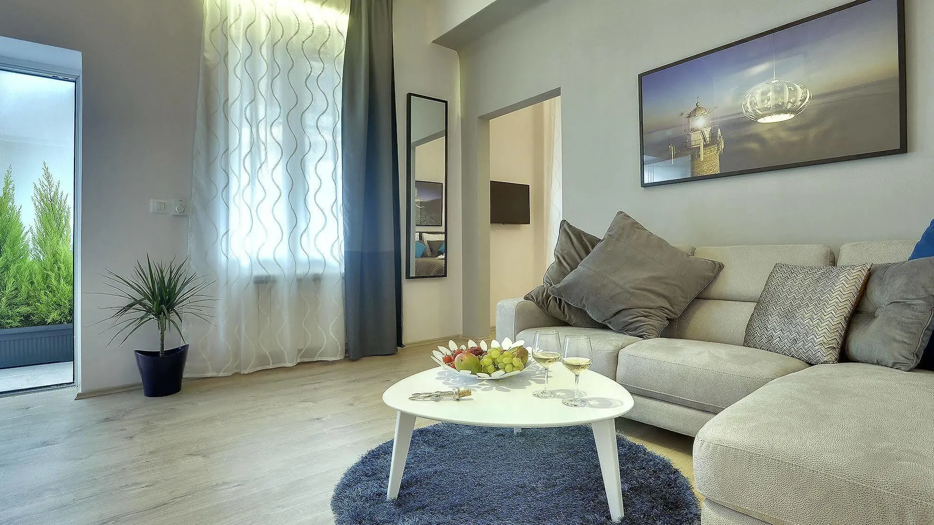 D&A Center Apartments With Free Parking Пула